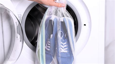 clean Adidas shoes in washing machine